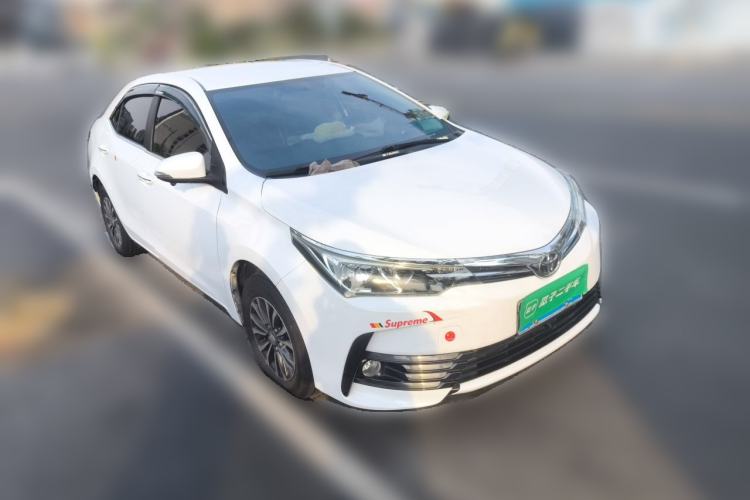 Used Toyota Corolla 2017 Revised Version 1.2T S-CVT GL Front Right 45 Deg