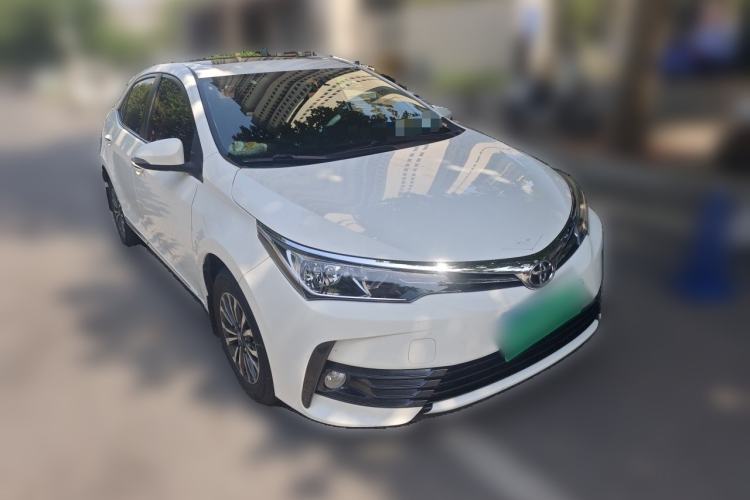 Used Toyota Corolla 2017 Revised Version 1.2T S-CVT GL-i Front Right 45 Deg