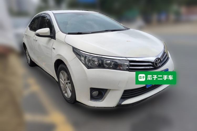 Used Toyota Corolla 2017 1.6L CVT GL Front Right 45 Deg