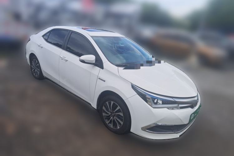 Used Toyota Corolla 2017 Revised Dual-Engine 1.8L E-CVT Leading Edition Front Right 45 Deg