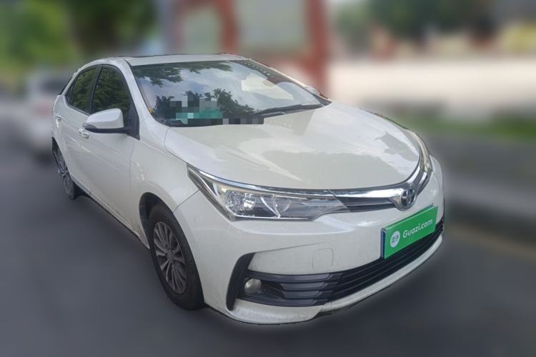 Used Toyota Corolla 2017 Revised Version 1.2T S-CVT GL-i Front Right 45 Deg
