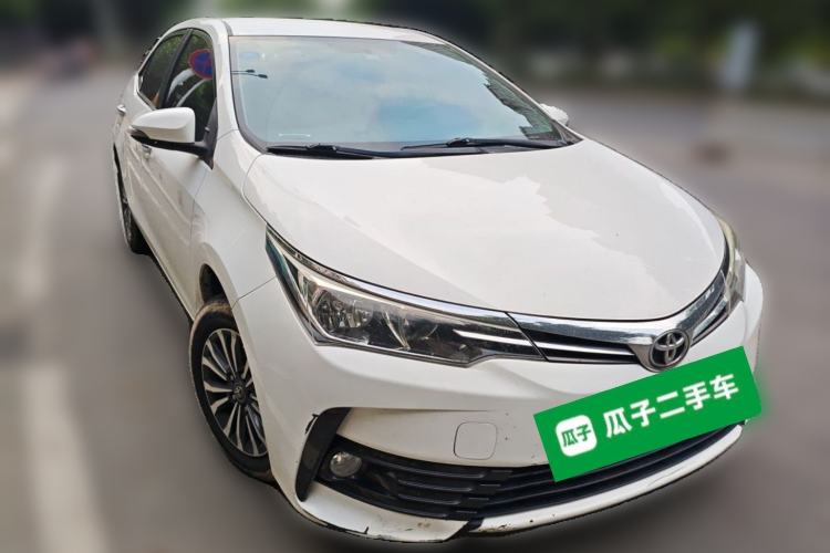 Used Toyota Corolla 2017 Revised Version 1.2T S-CVT GL Front Right 45 Deg