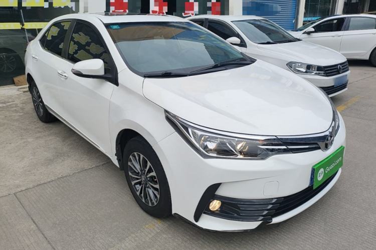 Used Toyota Corolla 2017 Revised Version 1.2T S-CVT GL-i Front Right 45 Deg