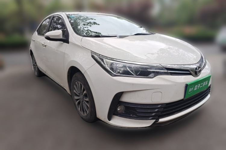 Used Toyota Corolla 2017 Revised Version 1.2T S-CVT GL-i Front Right 45 Deg