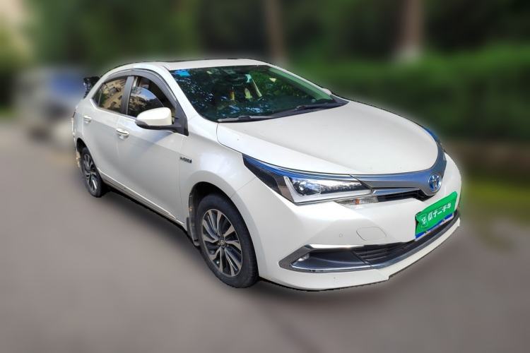 Used Toyota Corolla 2017 Revised Dual-Engine 1.8L E-CVT Elite Edition Front Right 45 Deg