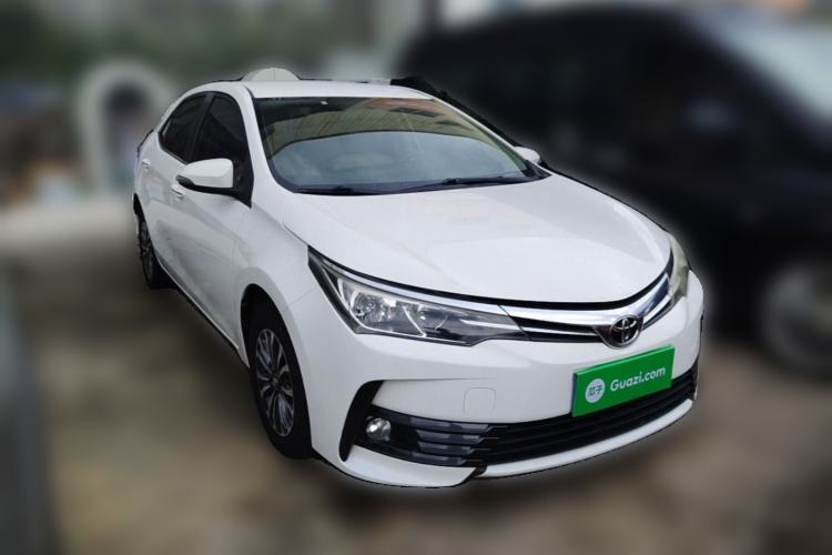 Used Toyota Corolla 2017 Revised Version 1.2T S-CVT GL Front Right 45 Deg