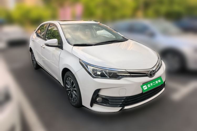 Used Toyota Corolla 2017 Revised Version 1.2T S-CVT GL-i Front Right 45 Deg
