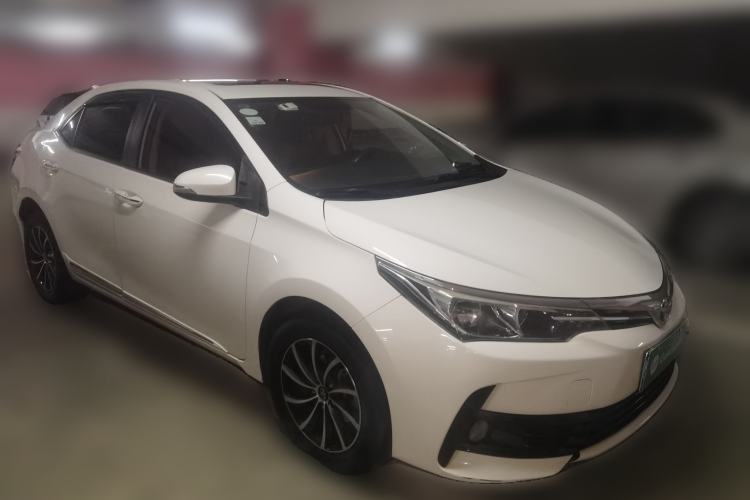 Used Toyota Corolla 2017 Revised Version 1.2T S-CVT GL-i Front Right 45 Deg
