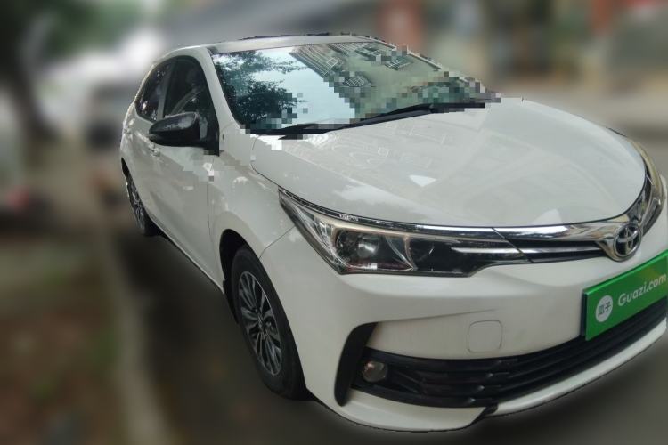 Used Toyota Corolla 2017 Revised Version 1.2T S-CVT GL Front Right 45 Deg