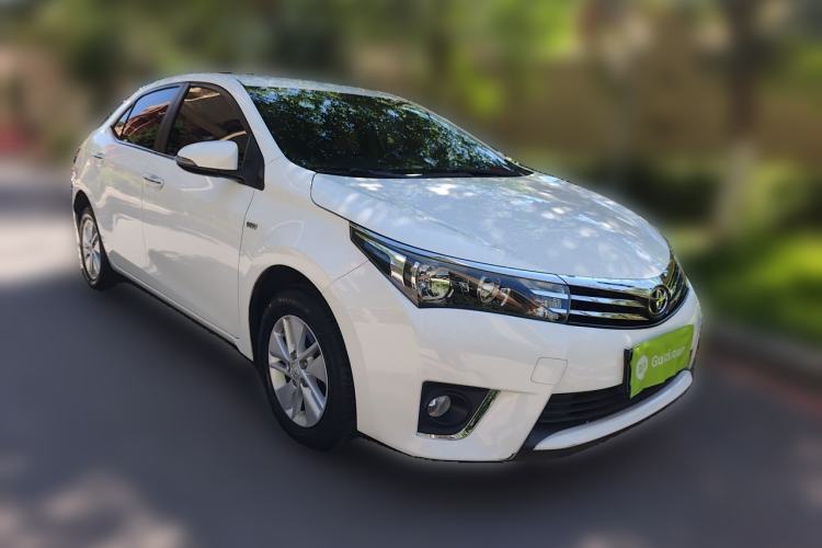 Used Toyota Corolla 2017 1.6L CVT GL Front Right 45 Deg