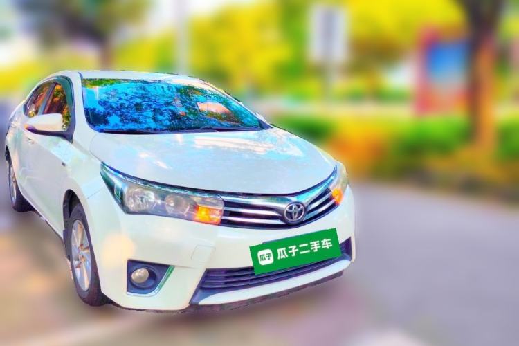 Used Toyota Corolla 2017 Revised Version 1.6L S-CVT GL Front Right 45 Deg