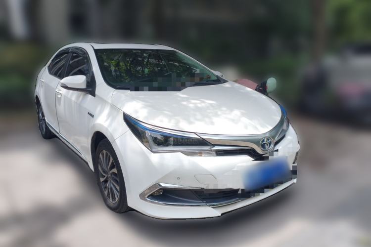 Used Toyota Corolla 2017 Revised Dual-Engine 1.8L E-CVT Elite Edition Front Right 45 Deg