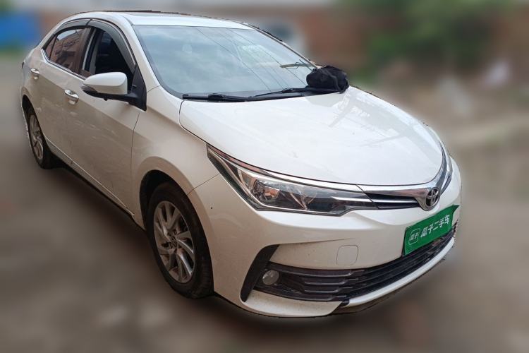 Used Toyota Corolla 2017 Revised Version 1.2T S-CVT GL-i Leather Edition Front Right 45 Deg