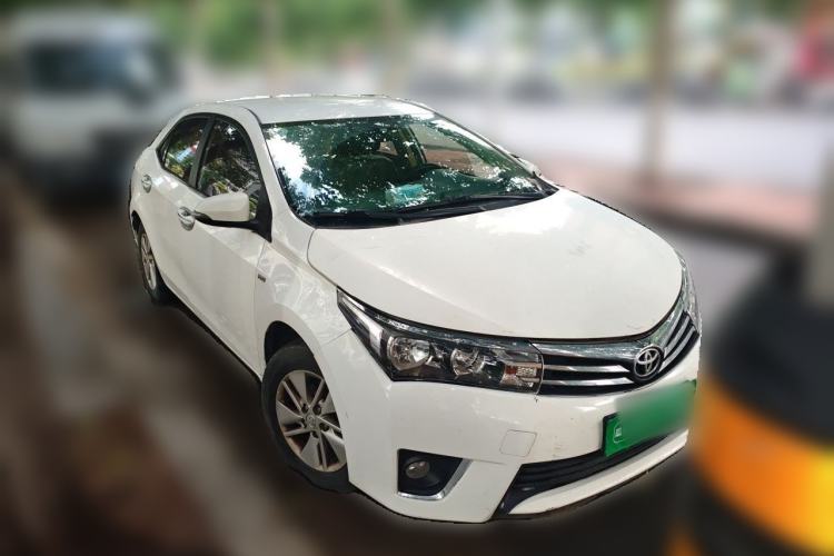 Used Toyota Corolla 2017 Revised Version 1.6L S-CVT GL Front Right 45 Deg
