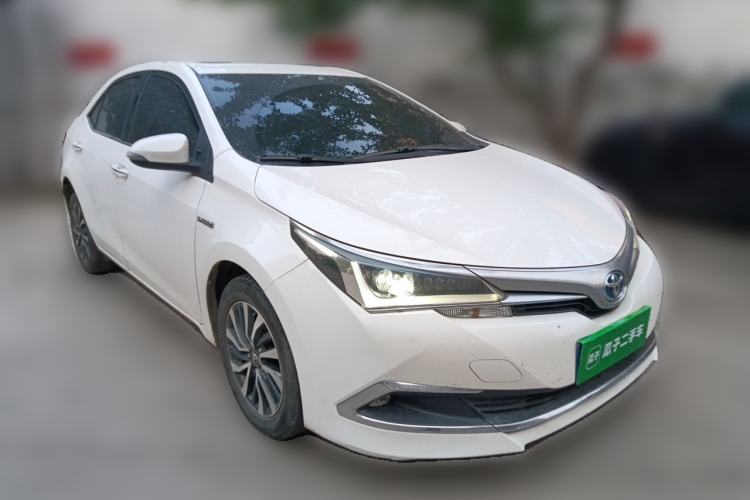Used Toyota Corolla 2017 Revised Dual-Engine 1.8L E-CVT Leading Edition Front Right 45 Deg