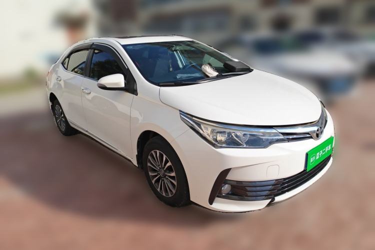 Used Toyota Corolla 2017 Revised Version 1.2T S-CVT GL-i Front Right 45 Deg