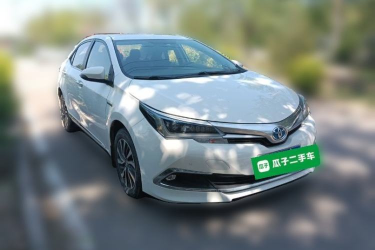 Used Toyota Corolla 2017 Revised Dual-Engine 1.8L E-CVT Elite Edition Front Right 45 Deg