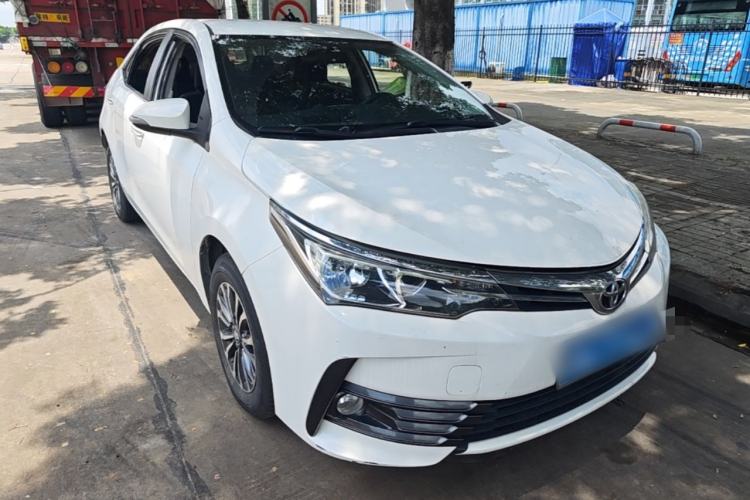 Used Toyota Corolla 2017 Revised Version 1.2T S-CVT GL Front Right 45 Deg