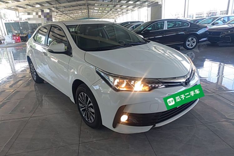 Used Toyota Corolla 2017 Revised Version 1.2T S-CVT GL Front Right 45 Deg