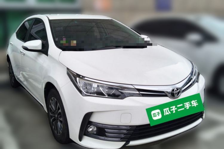 Used Toyota Corolla 2017 Revised Version 1.2T S-CVT GL Front Right 45 Deg