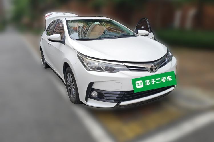 Used Toyota Corolla 2017 Revised Version 1.2T S-CVT GL-i Front Right 45 Deg