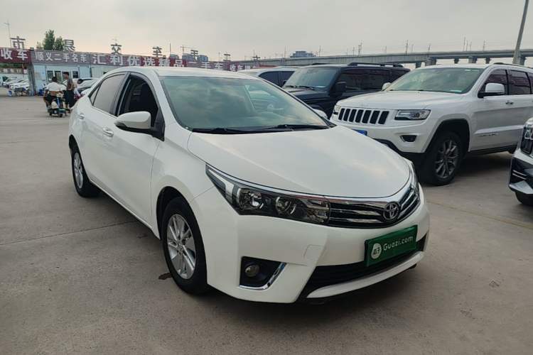Used Toyota Corolla 2017 1.2T CVT GL Front Right 45 Deg