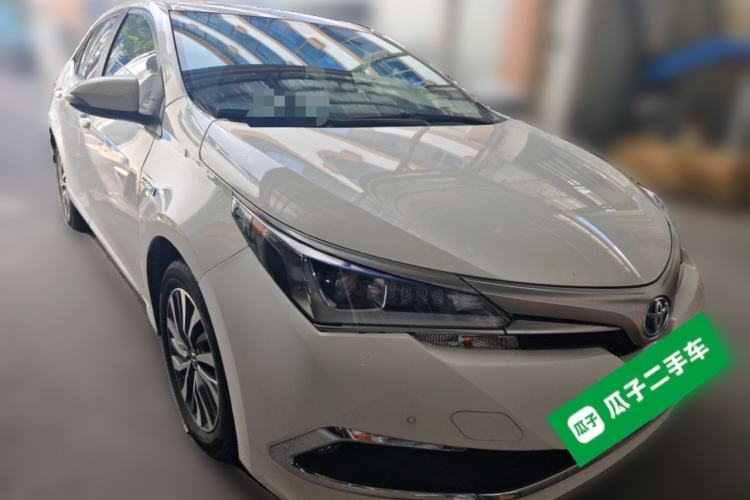 Used Toyota Corolla 2017 Revised Dual-Engine 1.8L E-CVT Elite Edition Front Right 45 Deg