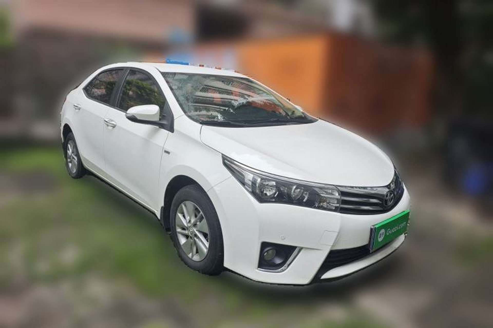 Used Toyota Corolla 2017 1.6L CVT GL Front Right 45 Deg