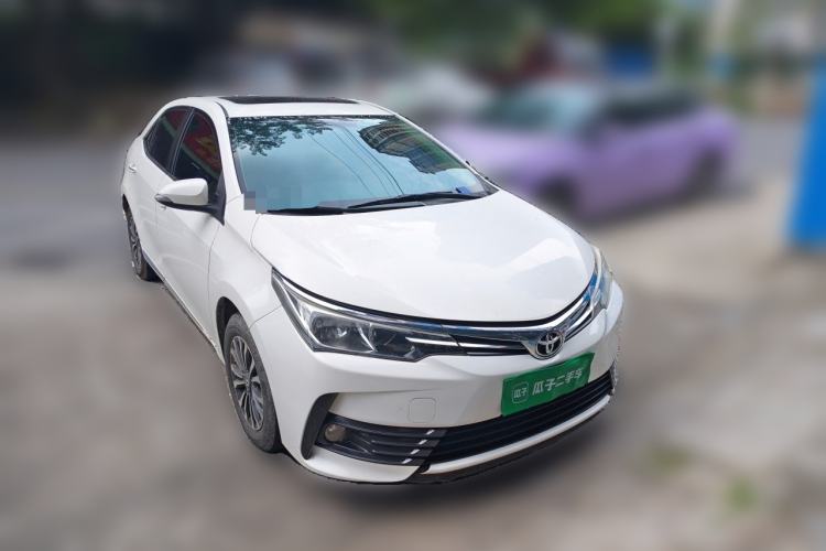 Used Toyota Corolla 2017 Revised Version 1.2T S-CVT GL-i Front Right 45 Deg