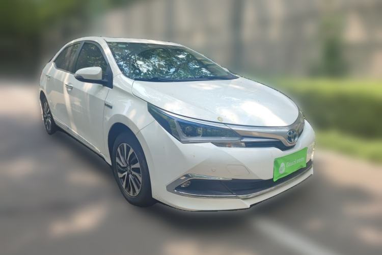 Used Toyota Corolla 2017 Revised Dual-Engine 1.8L E-CVT Elite Edition Front Right 45 Deg