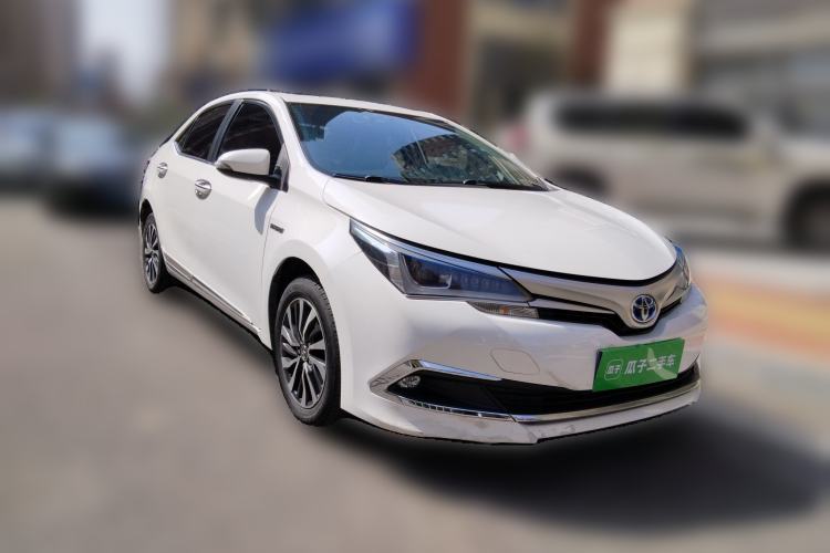Used Toyota Corolla 2017 Revised Dual-Engine 1.8L E-CVT Leading Edition Front Right 45 Deg