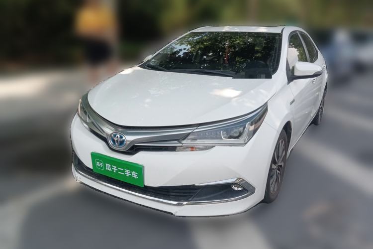Used Toyota Corolla 2017 Revised Dual-Engine 1.8L E-CVT Leading Edition Guazi used car, China used car export, Used car for sale, Used cars, Cheapest cars for sale