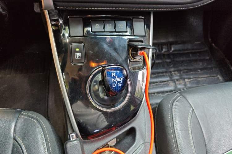 Used Toyota Corolla 2017 Revised Dual-Engine 1.8L E-CVT Elite Edition Gear Lever