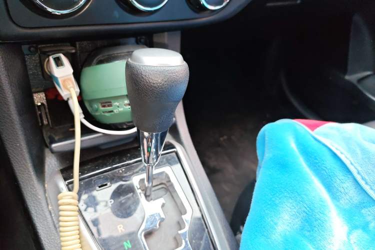 Used Toyota Corolla 2017 Revised Version 1.2T S-CVT GL Gear Lever