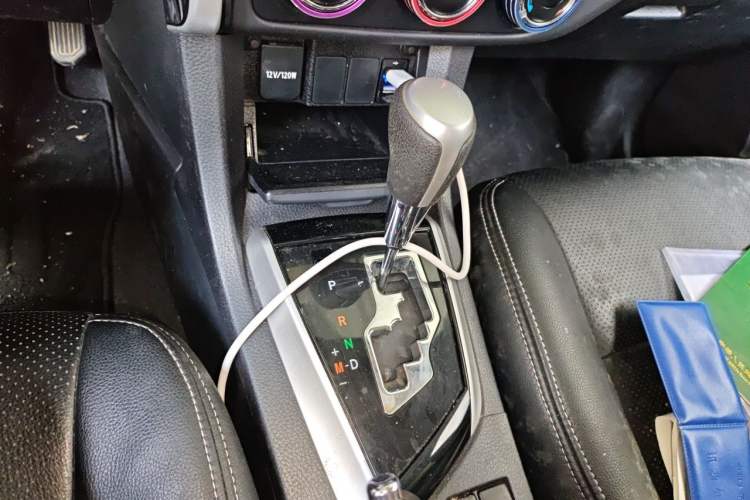 Used Toyota Corolla 2017 Revised Version 1.2T S-CVT GL Gear Lever