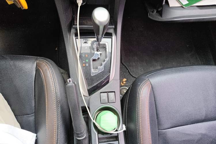 Used Toyota Corolla 2017 Revised Version 1.2T S-CVT GL Gear Lever