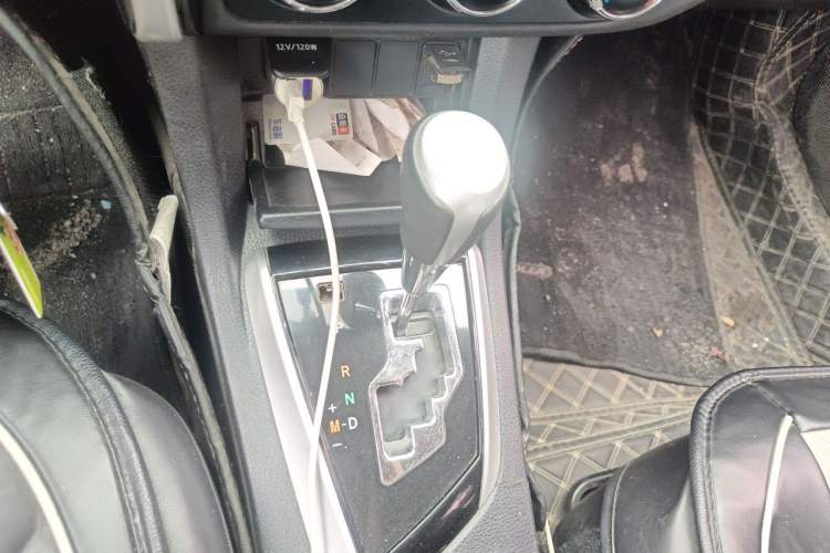 Used Toyota Corolla 2017 Revised Version 1.2T S-CVT GL-i Gear Lever