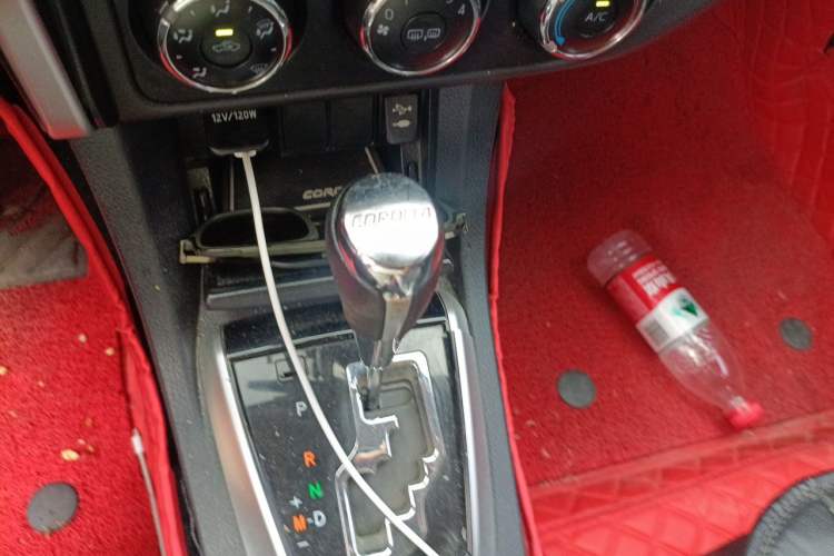 Used Toyota Corolla 2017 Revised Version 1.2T S-CVT GL-i Gear Lever