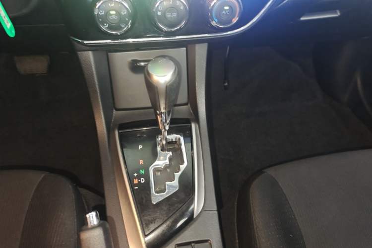 Used Toyota Corolla 2017 1.6L CVT GL Gear Lever