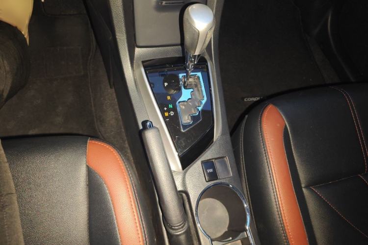 Used Toyota Corolla 2017 Revised Version 1.6L S-CVT GL Gear Lever