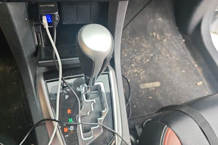 Used Toyota Corolla 2017 Revised Version 1.2T S-CVT GL Gear Lever