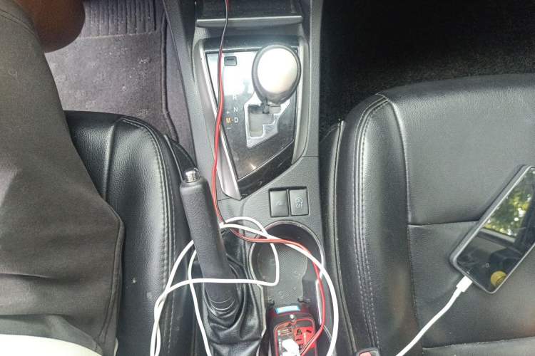 Used Toyota Corolla 2017 1.2T CVT GL-i Gear Lever