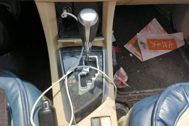 Used Toyota Corolla 2017 Revised Version 1.6L S-CVT GL Gear Lever
