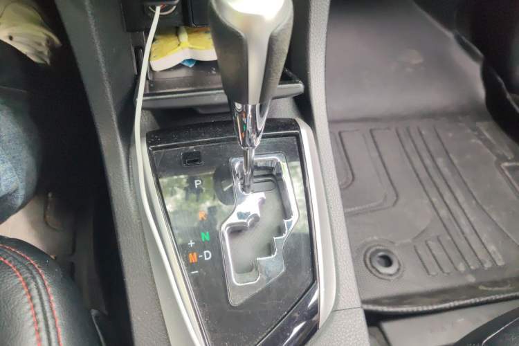Used Toyota Corolla 2017 Revised Version 1.2T S-CVT GL Gear Lever