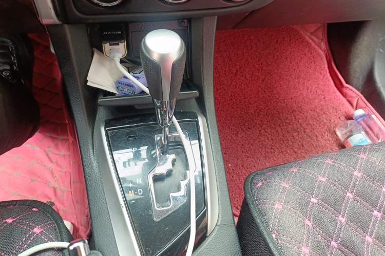 Used Toyota Corolla 2017 Revised Version 1.2T S-CVT GL Gear Lever