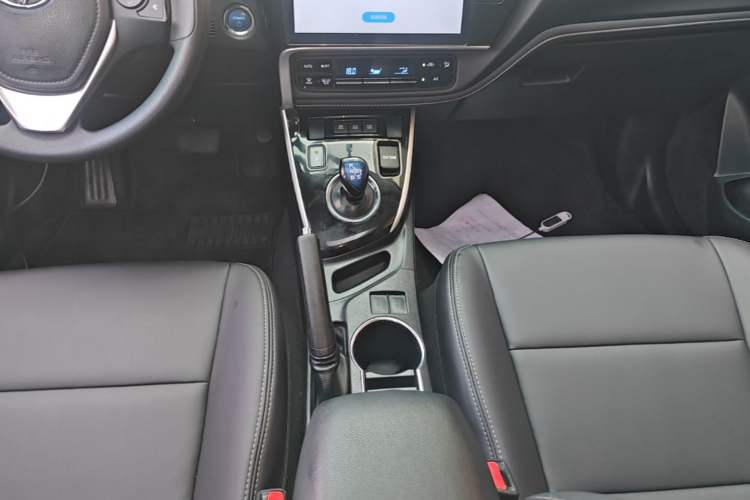 Used Toyota Corolla 2017 Revised Dual-Engine 1.8L E-CVT Leading Edition Gear Lever