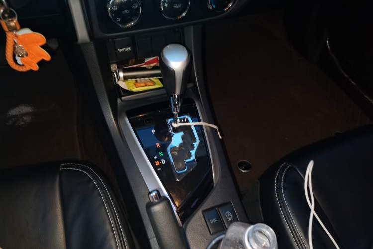 Used Toyota Corolla 2017 Revised Version 1.2T S-CVT GL Gear Lever