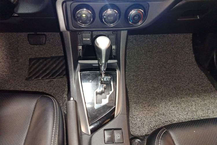 Used Toyota Corolla 2017 Revised Version 1.2T S-CVT GL Gear Lever