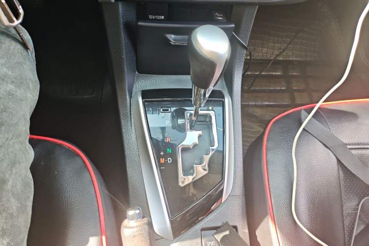 Used Toyota Corolla 2017 Revised Version 1.2T S-CVT GL-i Gear Lever