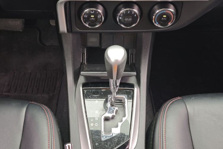 Used Toyota Corolla 2017 Revised Version 1.2T S-CVT GL Gear Lever